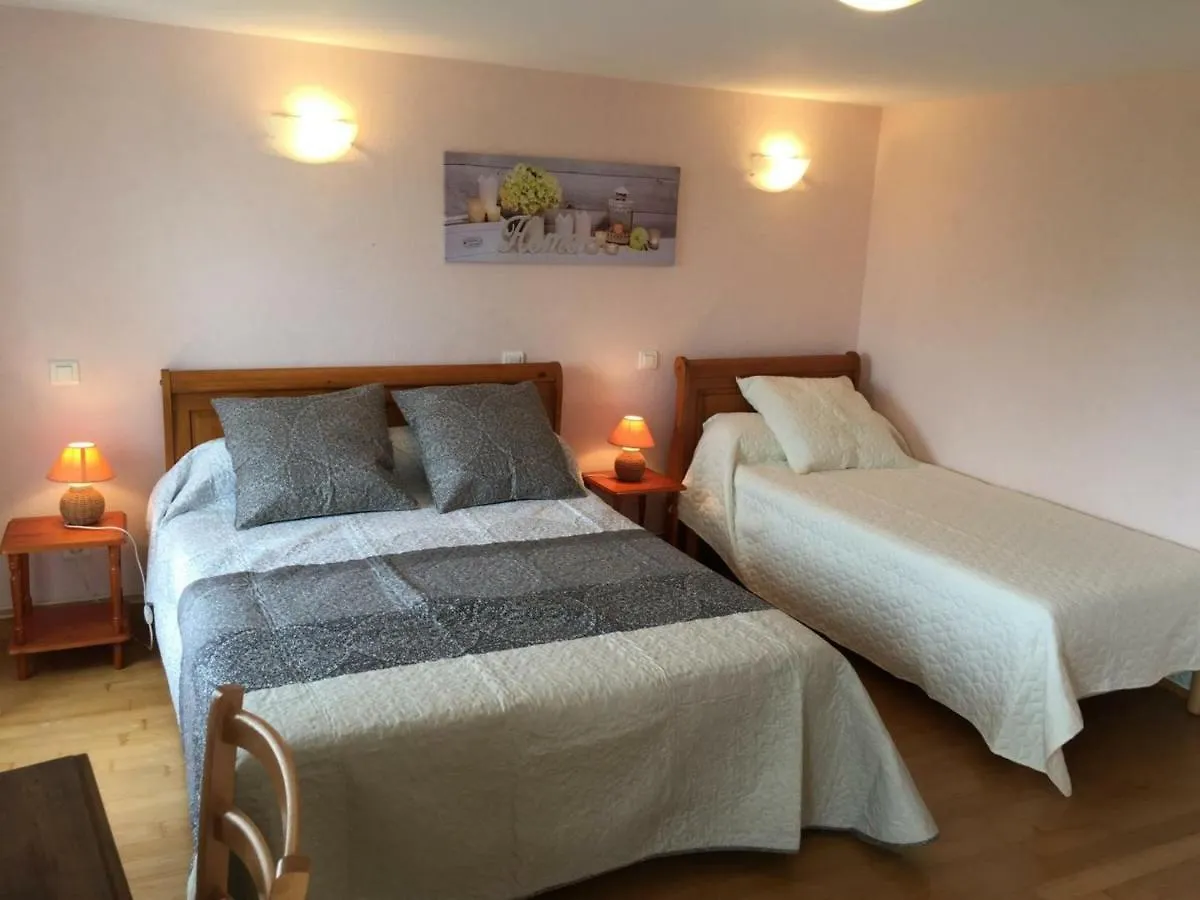 Holiday home Gite Spacieux Avec Cheminee Et Wifi - Animaux Admis - Fr-1-496-87 Saint-Paul-de-Vezelin France