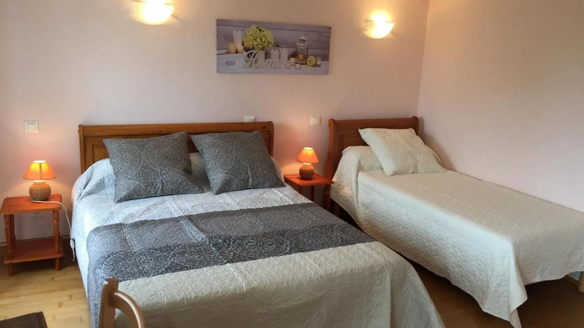 Gite Spacieux Avec Cheminee Et Wifi - Animaux Admis - Fr-1-496-87 Saint-Paul-de-Vezelin